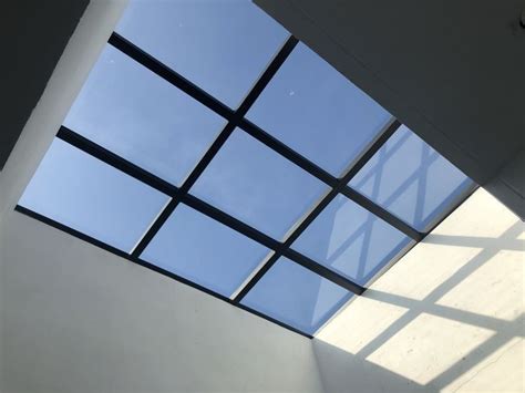 Achieving A Frameless View With Flat Roof Lights Artofit