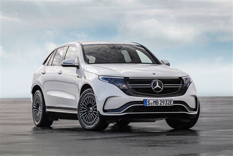 Mercedes Stellt Elektrischen Eqc Vor