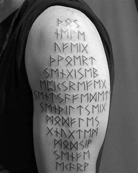 12 Tatuajes Vikingos Y Su Significado Rune Tattoo Viking Rune Tattoo