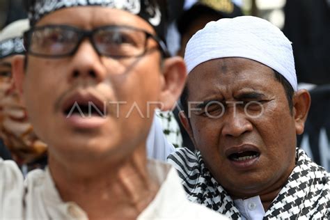 Protes Pembakaran Bendera Berkalimat Tauhid Antara Foto