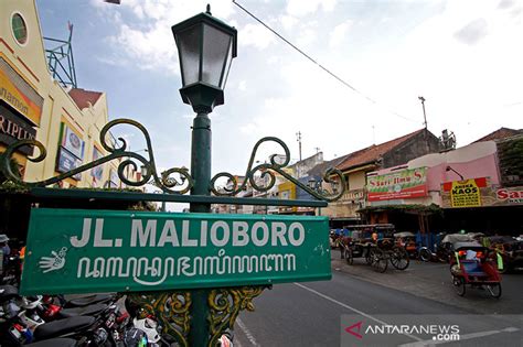 Kendaraan Boleh Melintas Di Kawasan Malioboro Saat Malam Tahun Baru