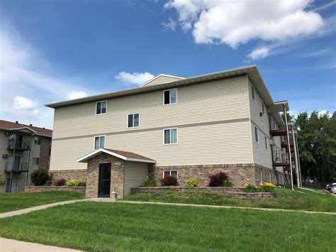 Parkwest I Apartments Apartments In Fargo Nd