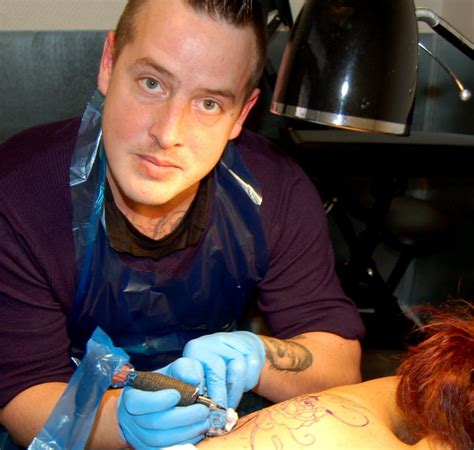 Pourquoi Avez Vous D Cid De Vous Faire Tatouer Chez Julien