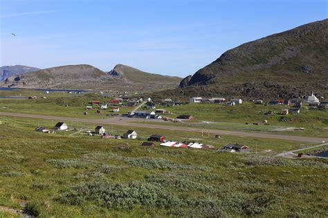 Hasvik – Den lille havnebyen/ the small port town | Travel-North