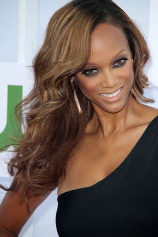 Tyra Banks Nie znosiłam swojego odbicia w lustrze Kozaczek