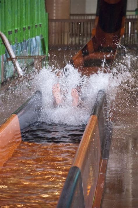 Indoor Waterpark or Water Park Slide Splash Fun Stock Image - Image of park, indoor: 23906601