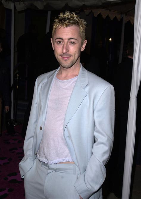 Alan Cumming recalls filming nude scene with Jessica Lange