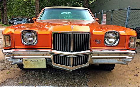 1971 Pontiac Grand Prix In Hyde Park Atx Car Pics My Car Pics From