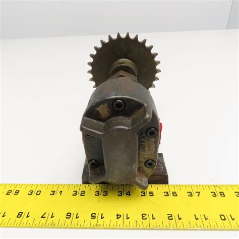 Namco Hydraulic Gear Pump 5 8 Shaft 3 4 NPT Bullseye Industrial Sales