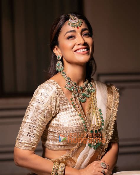 Shriya Saran Photos Images Hd Wallpapers Shriya Saran Hd Images