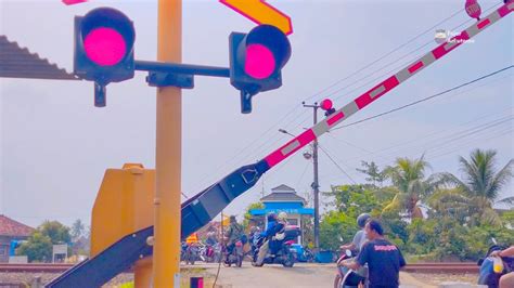 Indonesia Railway Crossing Compilation Palang Pintu Perlintasan