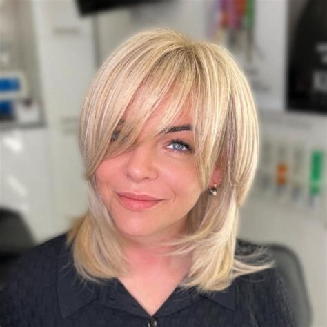Best Short Hair With Bangs Ideas For Layered Blonde Haircut