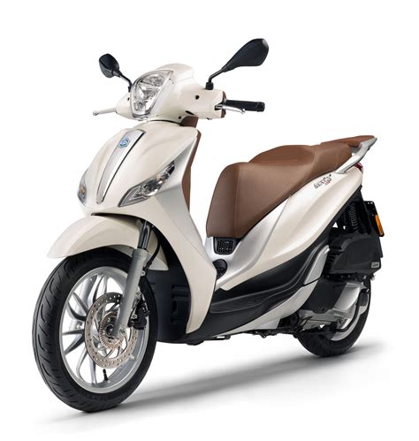 Motorrad Vergleich Peugeot Tweet 125 Active 2021 Vs Piaggio Medley 125