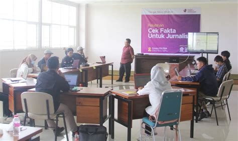 AJI Surabaya Gelar Pelatihan Cek Fakta Untuk Jurnalis Maduraindepth