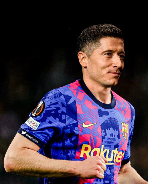 Extra Time Indonesia On Twitter Robert Lewandowski To Fc Barcelona