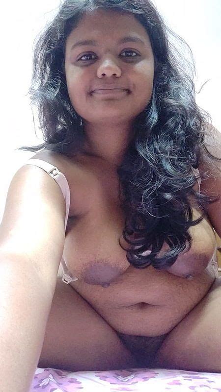 Kerala Ki Horny Wife Ke Zabardast Nude Selfies