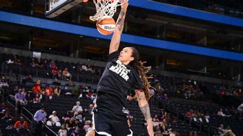 “couldnt Play For Sht” Brittney Griner Sucked At Basketball Claims