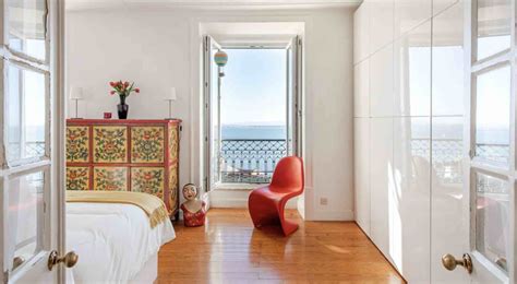 Top 10 Lisbon Luxury Apartments for a Lavish Stay | 2024