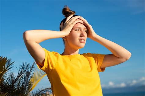 Premium Photo Girl Is Suffering From Heat Woman With Heatstroke Having Sunstroke At Summer Hot