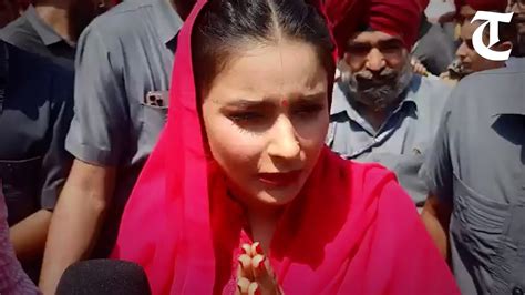 Punjab CM Bhagwant Mann S Wife Dr Gurpreet Kaur Sister Manpreet Kaur