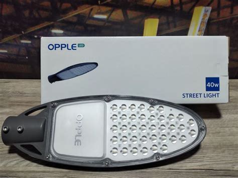 Opple Lampu Led Streetlight W Putih