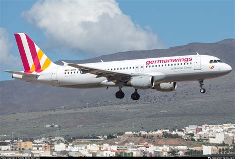 D AIPW Germanwings Airbus A320 211 Photo by Adolfo Bento de Urquía ID