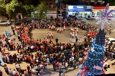 Llega La Magia De La Navidad A Salvador Alvarado Autoridades Encienden