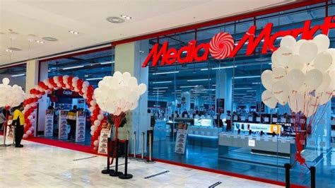 Mediamarkt Inaugura Una Tienda De M S De M En El Centro