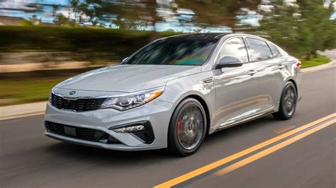 The Most Reliable Midsize Car Isn't a Honda or Toyota, Study Shows