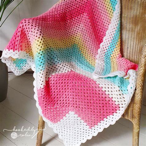 Mitred Mitered Granny Square Continuous Blanket Or Small Motif — Hooked By Robin Granny