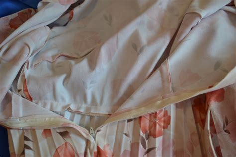 1970s Pussy Bow Perma Pleat Dress With Belt In Autumn Colors VDS236 Etsy