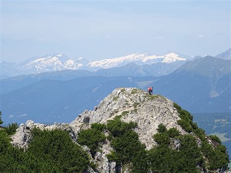 Der Westgipfel Des Haunoldk Pfle Mit Blick Zu Den Hikr Org