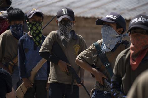 Los Niños Armados De Guerrero En Imágenes Fotos Fotos El PaÍs