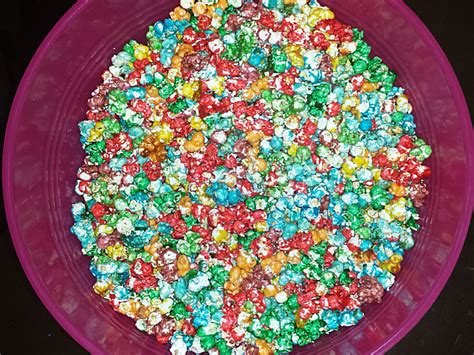 Rainbow Popcorn – Mix the popcorn colors – Huddlenet