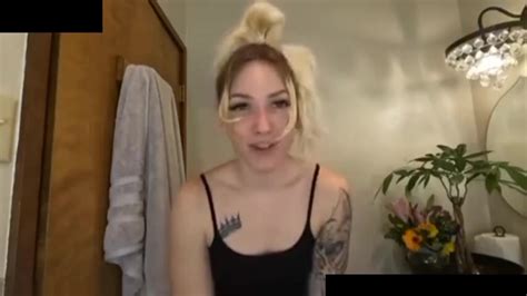 Nasty Blonde Farting Video ThisVid