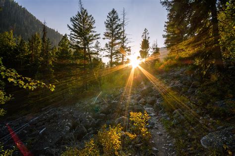 Hiking to Canyon Lake - Revisiting a Challenge - RadleyIce