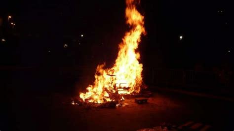 AM La noche de San Juan se salda en A Coruña con tres detenidos y una