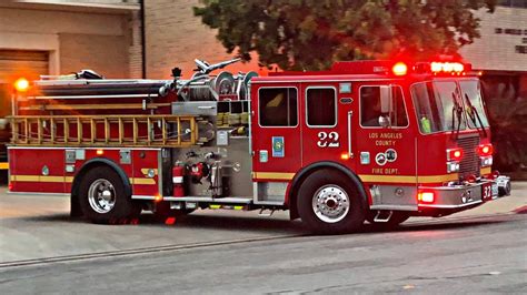 LACoFD Engine 32 Responding From Station YouTube