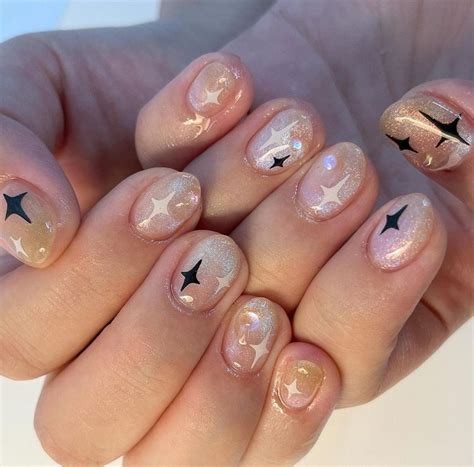 Pin Van S Op Nailart