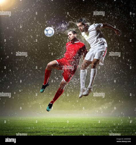 Soccer Header Soccers Headers Stock Photo Alamy