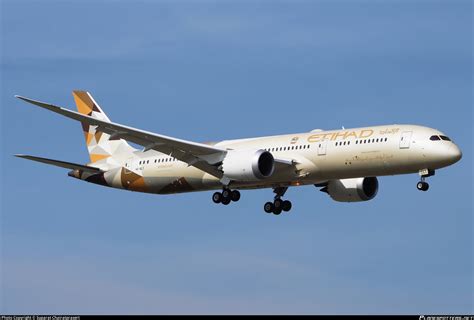 A6 Blt Etihad Airways Boeing 787 9 Dreamliner Photo By Suparat