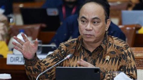 Daftar 6 Pihak Yang Bela Gibran Soal Akun Fufufafa Yang Disorot