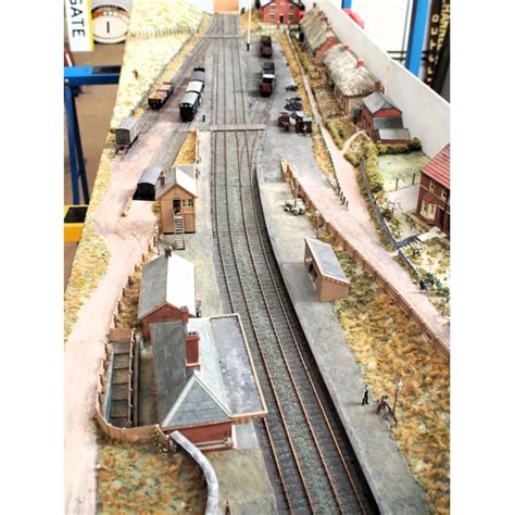 Finescale P4s4 Exhibition Model Railway Layout Chisledon Built By