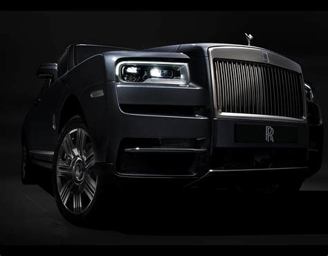 Rolls Royce Cullinan 2018 Revealed First Look At Luxury Suv Design Specs And Pictures