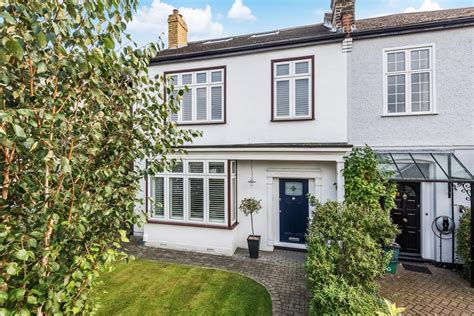 Newstead Road Lee Se12 4 Bed Semi Detached House £1 100 000