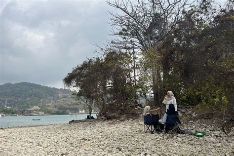 Pulau Merak Kecil Lokasi Jam Buka Dan Harga Tiket Masuk