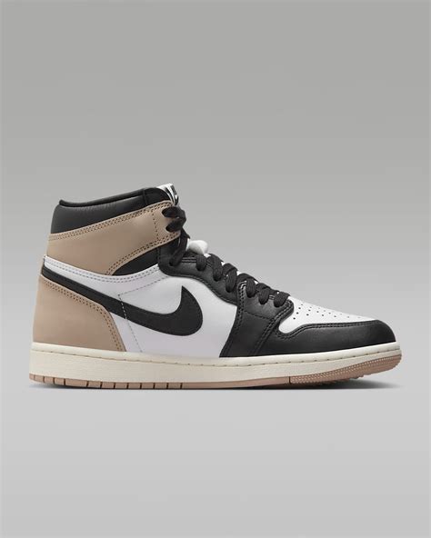 Air Jordan 1 Retro High OG 'Latte' Women's Shoes. Nike IN