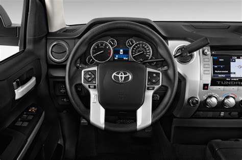 2015 Tundra Toyota Photos And Videos Motortrend