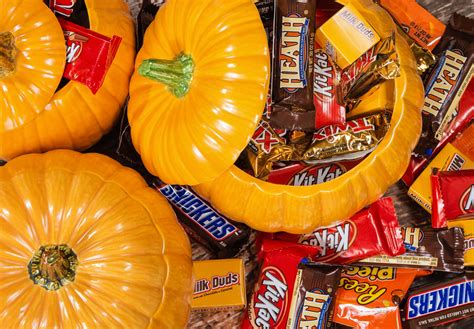 Which Healthy Candy Should You Hand Out This Halloween?