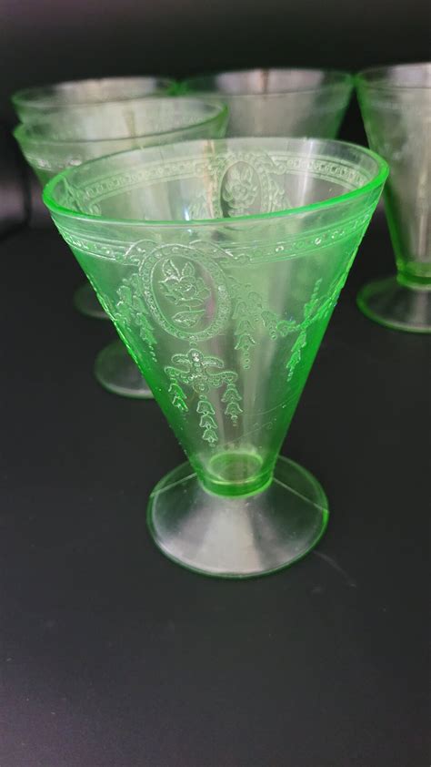 Vintage Belmont Tumbler Company Uranium Glass Water Glasses Tumblers